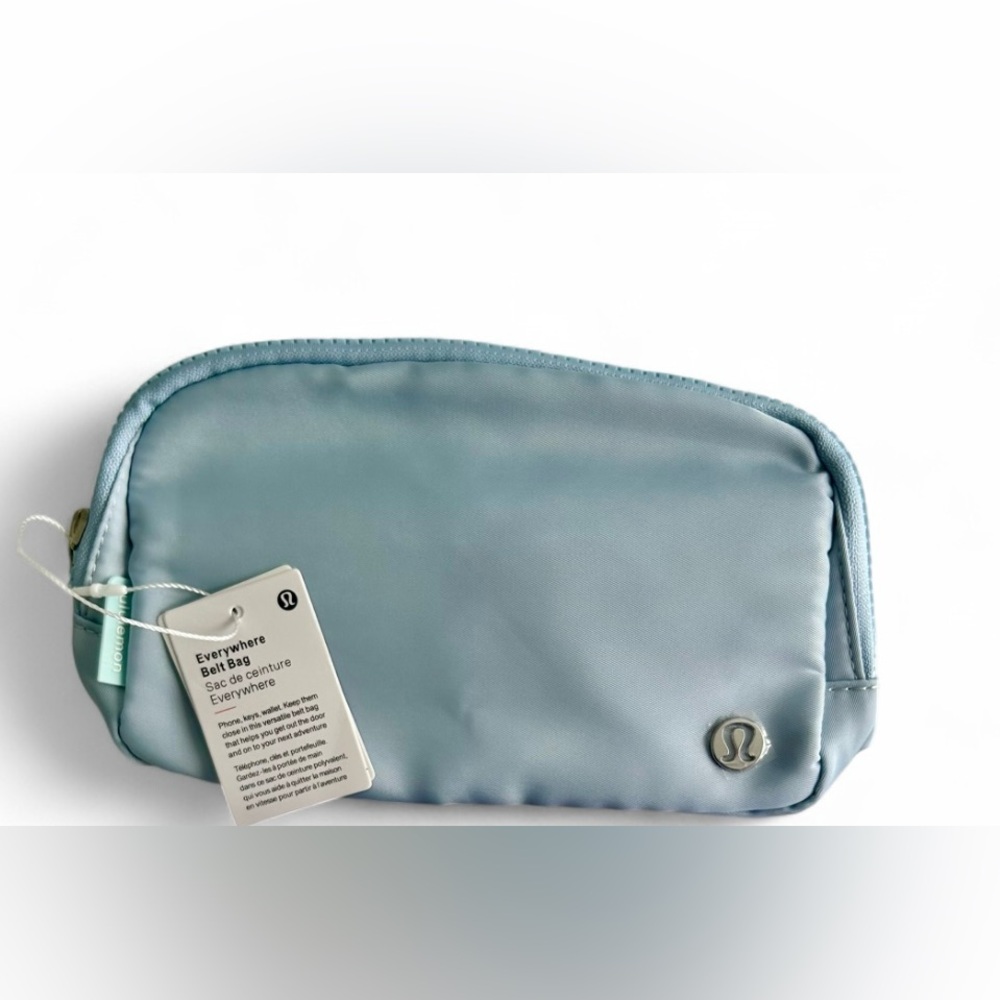 Lululemon Anywhere Belt Bag
